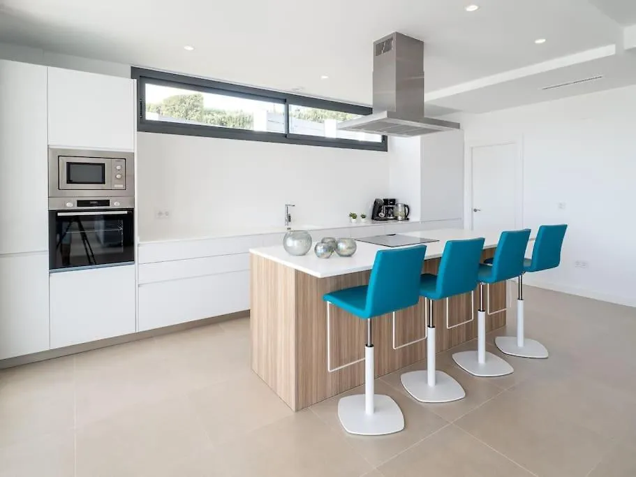 Modern Villa Walking Distance From The Beach Manilva Spain