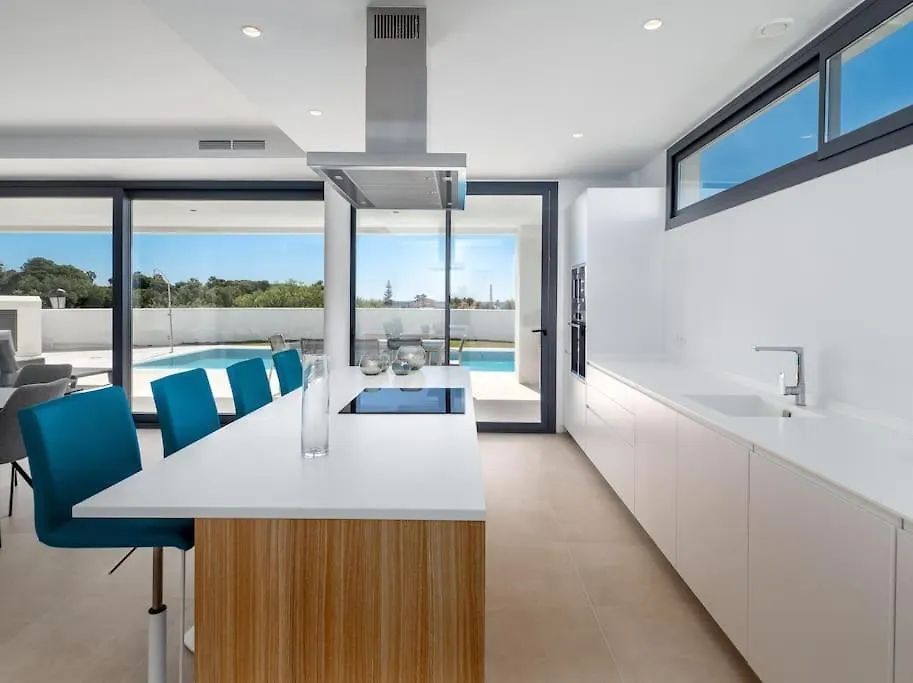 Modern Villa Walking Distance From The Beach Manilva Spain